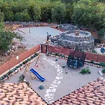 Villa Campiello Heated Pool *