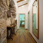 Campiello Heated Pool Villa Vrbnik (Primorje-Gorski Kotar)