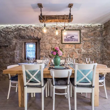 Villa Campiello Heated Pool *