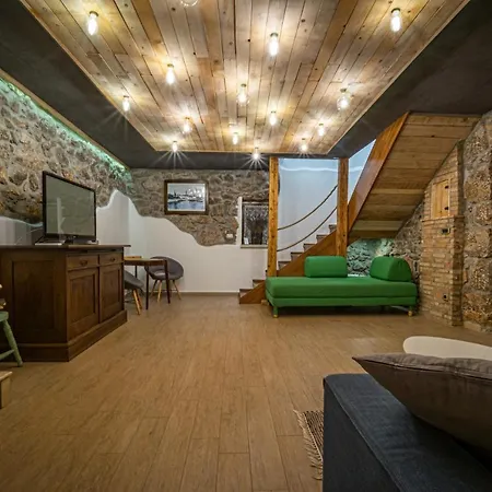 Campiello Heated Pool Vrbnik (Primorje-Gorski Kotar)